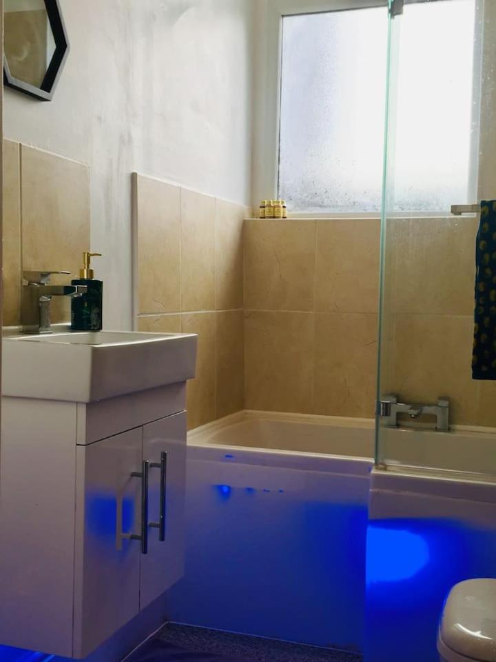 Spacious Apartment In The Heart Of St Leonards 헤이스팅스 외부 사진